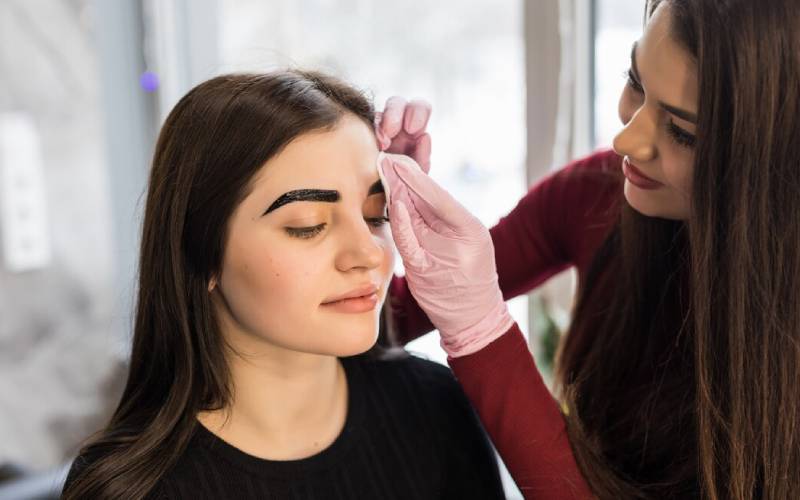 مراقبتهای پیش و پساز کاشت ابرو