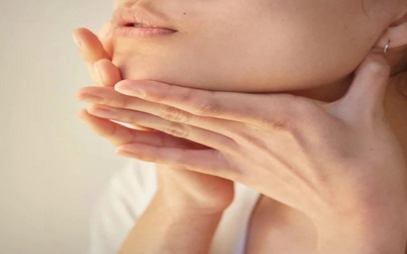 چطور زاویه فک خود را تشخیص بدهیم؟